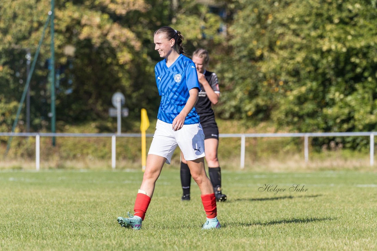 Bild 370 - F Holstein Kiel 2 - SSG Rot-Schwarz Kiel 2 : Ergebnis: 5:0